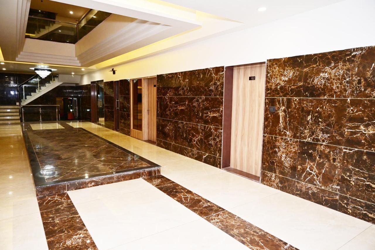 The Dwelling Inn Greater Noida Dış mekan fotoğraf