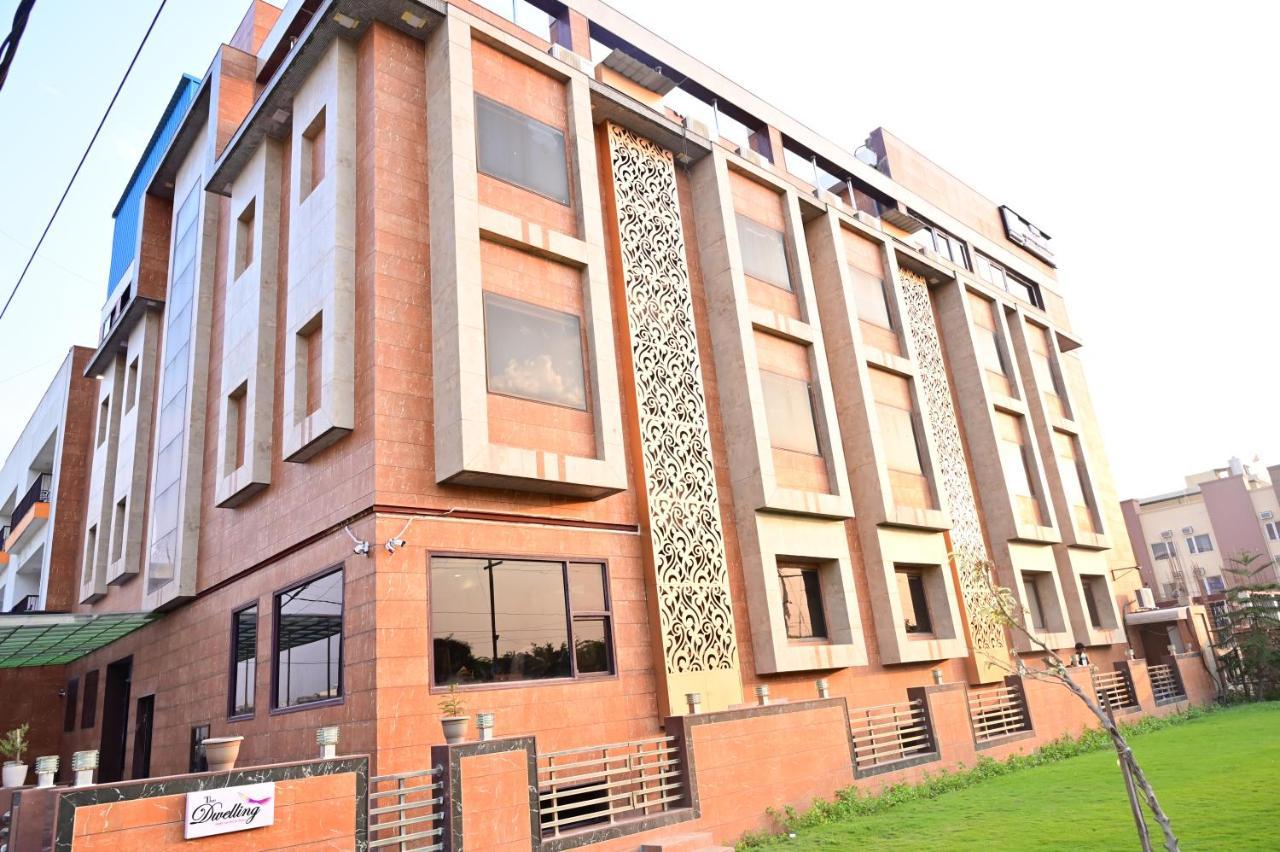 The Dwelling Inn Greater Noida Dış mekan fotoğraf