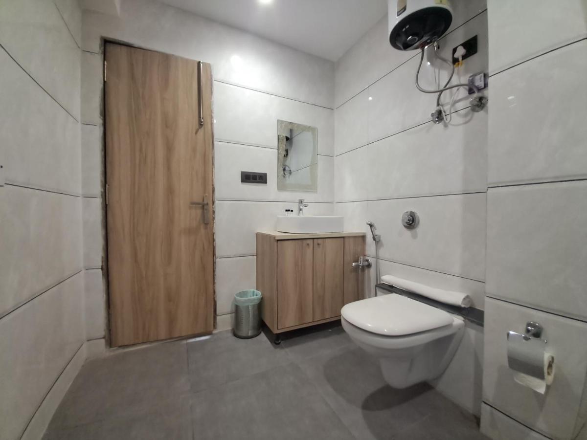 The Dwelling Inn Greater Noida Dış mekan fotoğraf